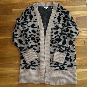 Debit Leopard Print Open Front Cardigan Sweater / Size Small
